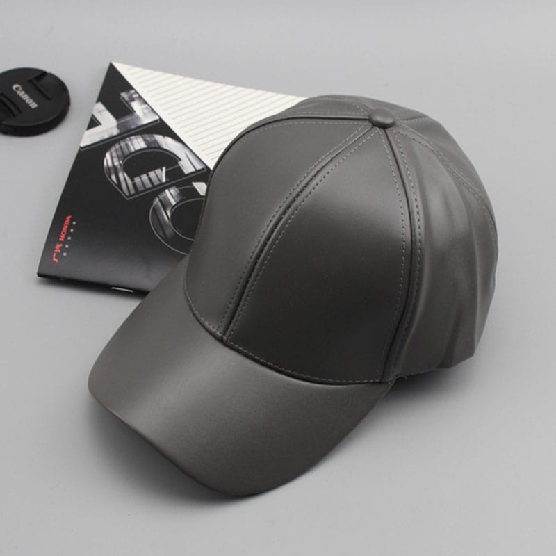 Casquette en Simili-Cuir Premium