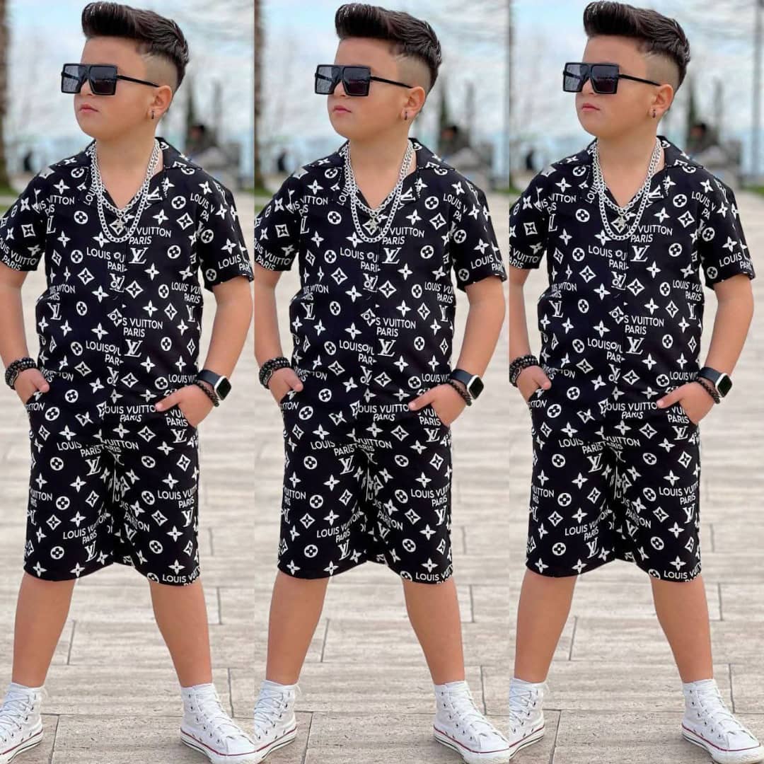 Collection Chemise-Short à Motifs Audacieux